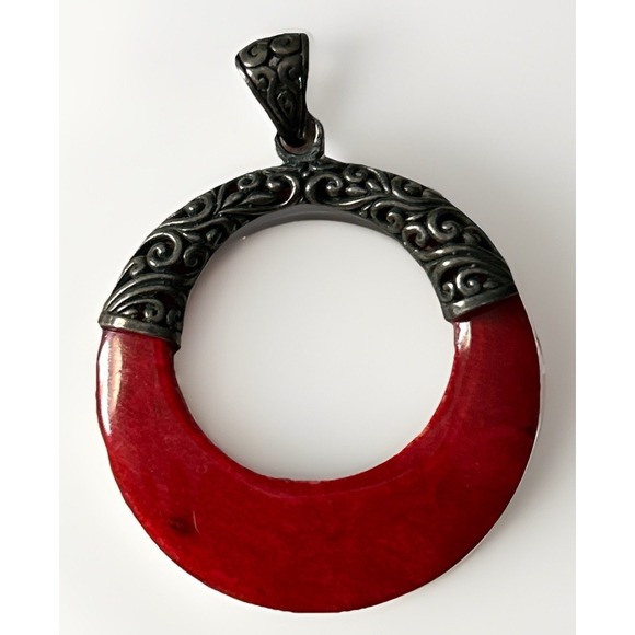 The Unbranded Brand Jewelry - Sterling Silver Red Coral Disc Pendant Handcrafted Bali Thai Style Scrollwork
